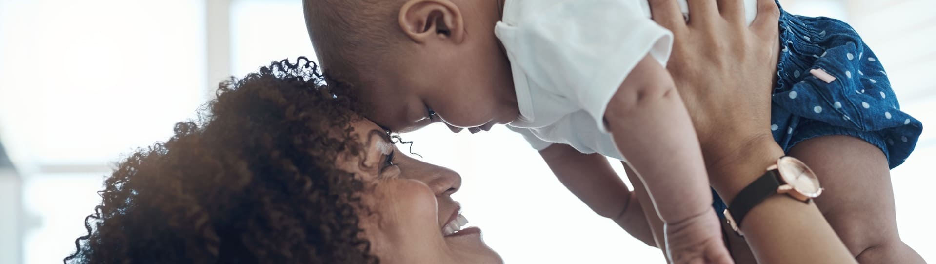 maman et son bébé